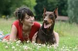 ENFANT ET CHIEN 443